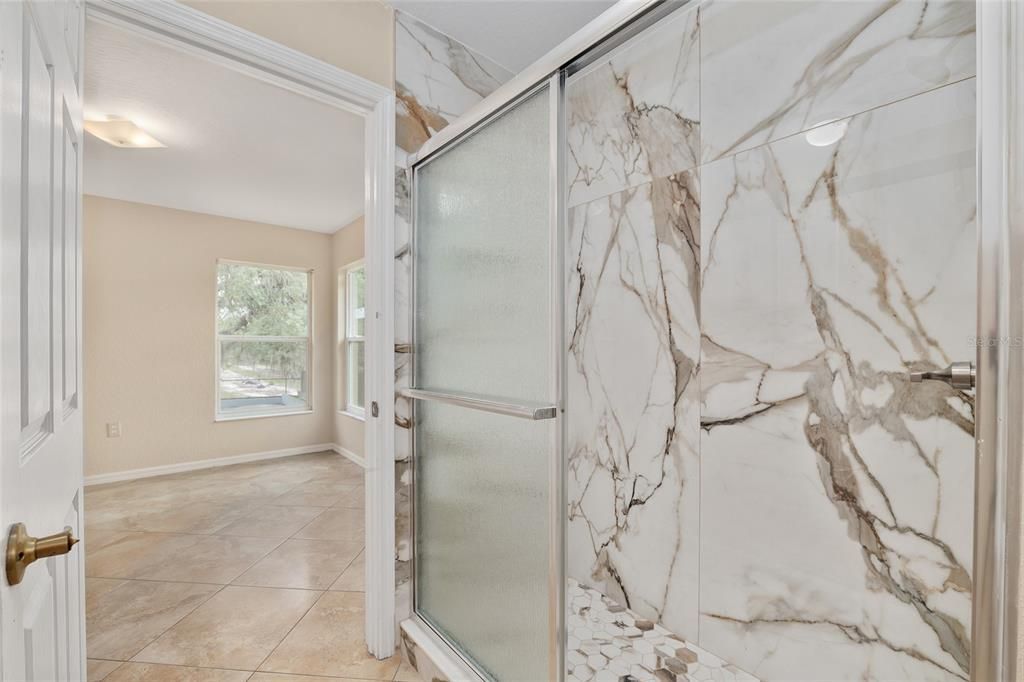 Active With Contract: $265,000 (3 beds, 2 baths, 1623 Square Feet)