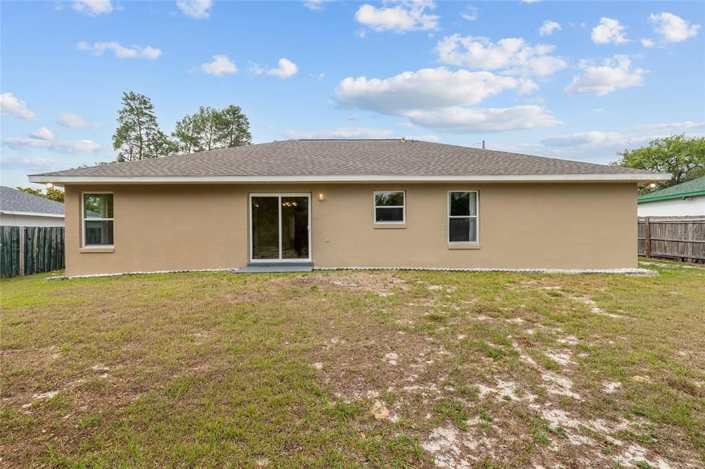 Active With Contract: $265,000 (3 beds, 2 baths, 1623 Square Feet)