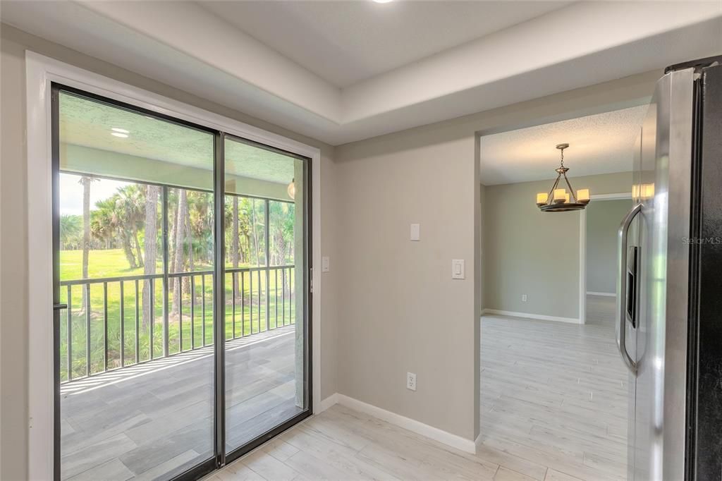 For Sale: $199,900 (2 beds, 2 baths, 1352 Square Feet)