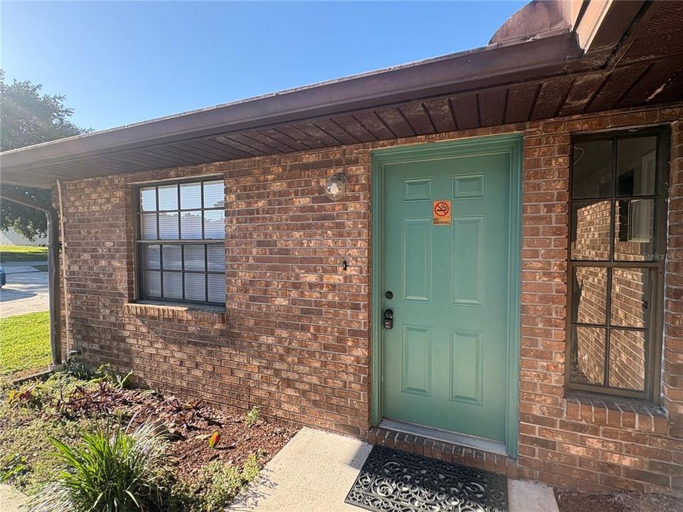 For Rent: $1,495 (2 beds, 1 baths, 1097 Square Feet)