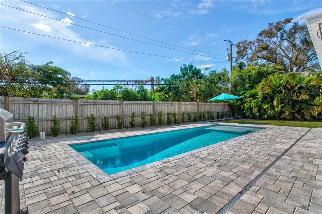 For Sale: $749,000 (3 beds, 2 baths, 1434 Square Feet)