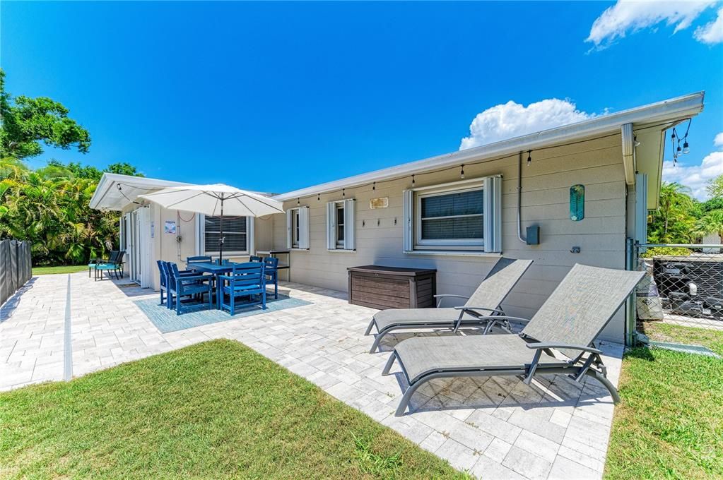 For Sale: $749,000 (3 beds, 2 baths, 1434 Square Feet)