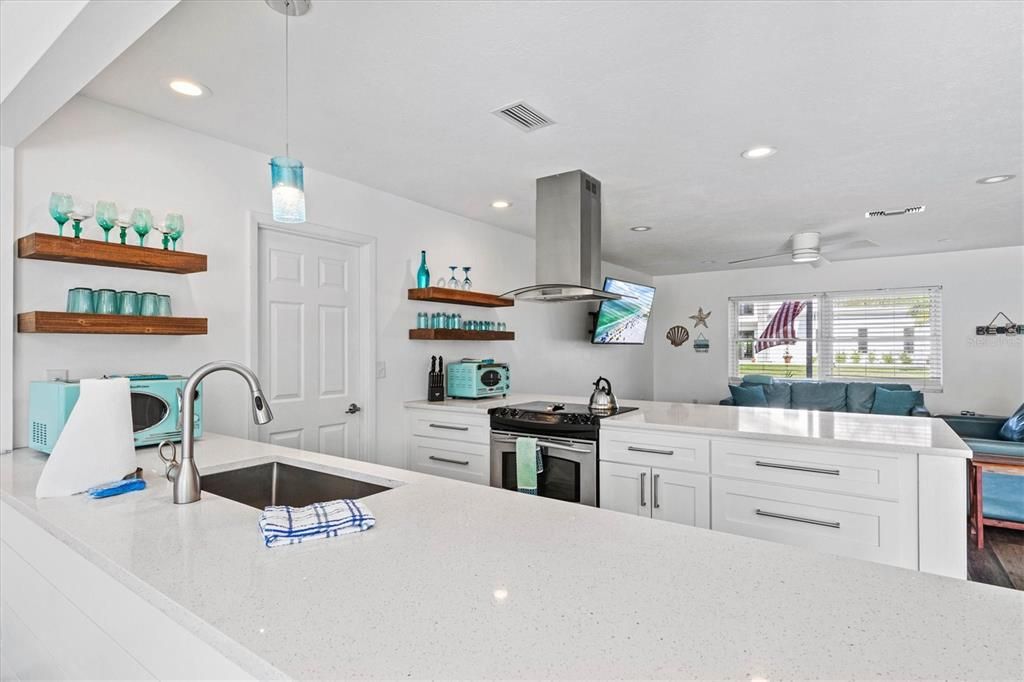 For Sale: $749,000 (3 beds, 2 baths, 1434 Square Feet)