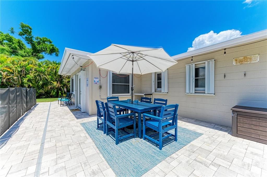 For Sale: $749,000 (3 beds, 2 baths, 1434 Square Feet)