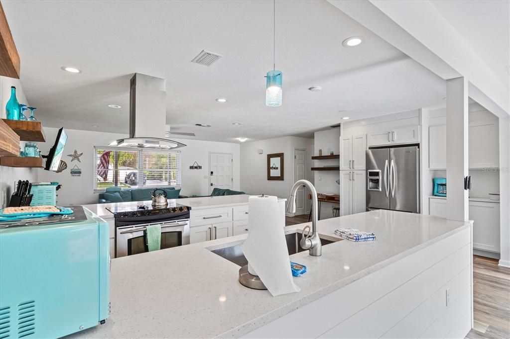 For Sale: $749,000 (3 beds, 2 baths, 1434 Square Feet)