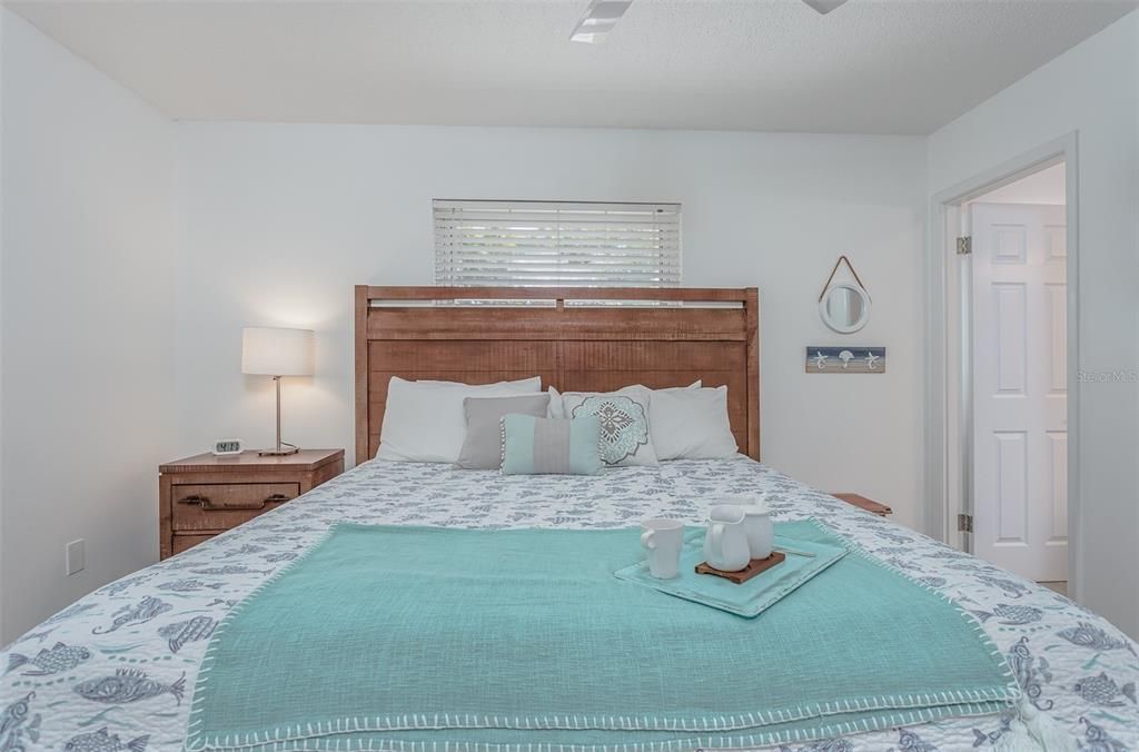 For Sale: $749,000 (3 beds, 2 baths, 1434 Square Feet)