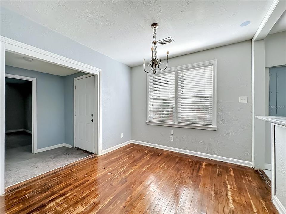 En Venta: $209,000 (3 camas, 2 baños, 1426 Pies cuadrados)