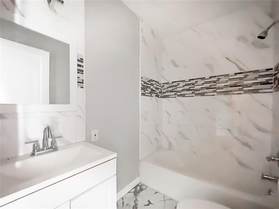 En Venta: $209,000 (3 camas, 2 baños, 1426 Pies cuadrados)