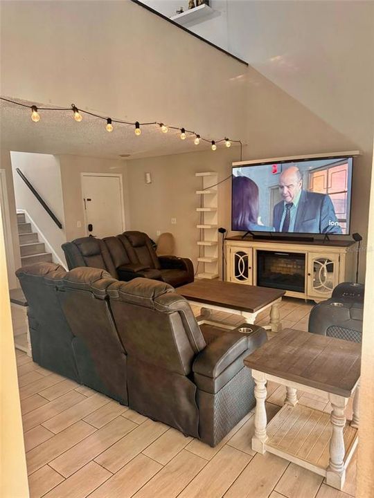На продажу: $199,000 (3 спален, 2 ванн, 1757 Квадратных фут)