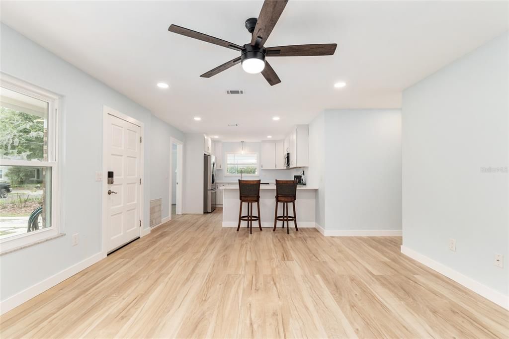 Active With Contract: $369,900 (3 beds, 2 baths, 1242 Square Feet)