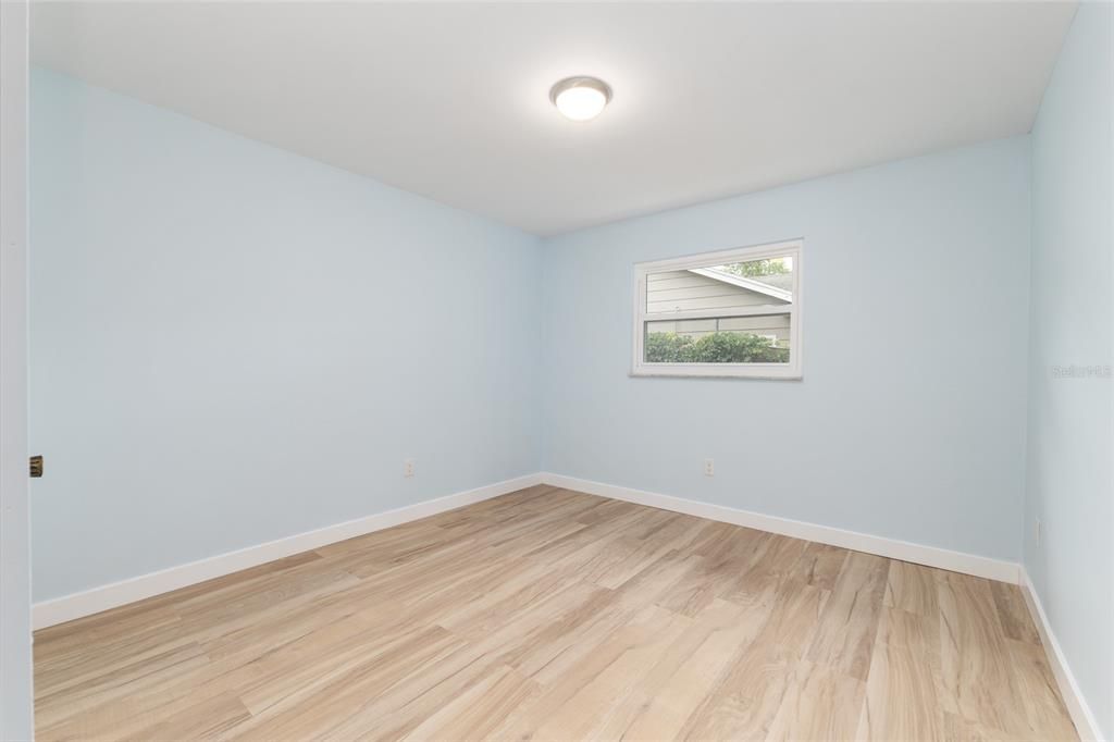 Active With Contract: $369,900 (3 beds, 2 baths, 1242 Square Feet)