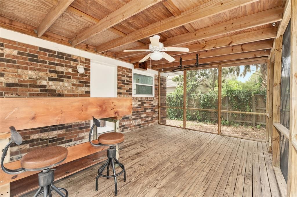 Active With Contract: $369,900 (3 beds, 2 baths, 1242 Square Feet)