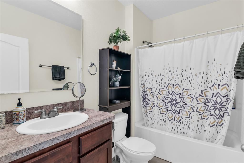 For Sale: $349,900 (4 beds, 2 baths, 1851 Square Feet)