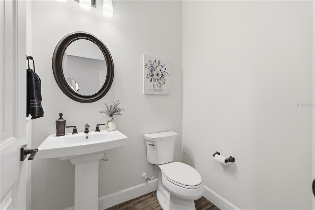 For Sale: $999,000 (3 beds, 3 baths, 2875 Square Feet)