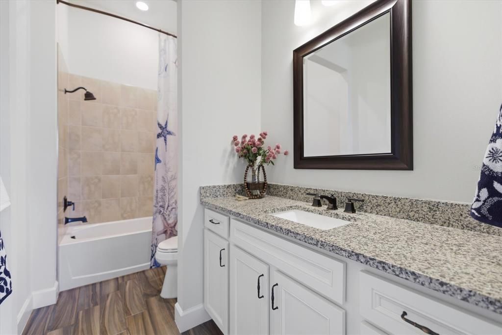 For Sale: $999,000 (3 beds, 3 baths, 2875 Square Feet)