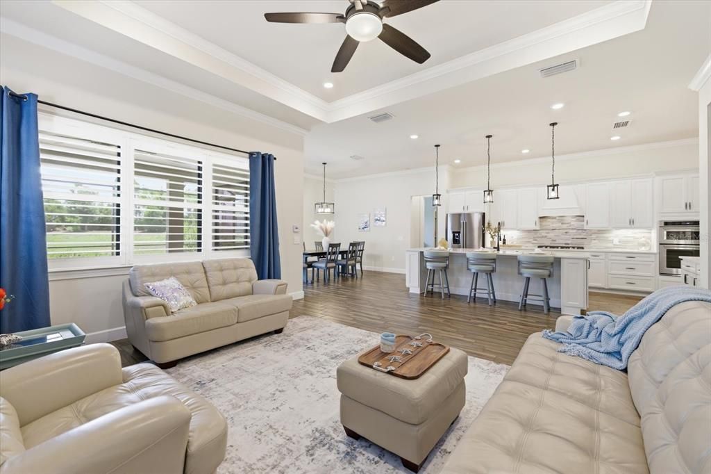 For Sale: $999,000 (3 beds, 3 baths, 2875 Square Feet)