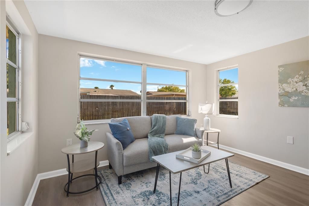 For Sale: $279,900 (3 beds, 2 baths, 1156 Square Feet)