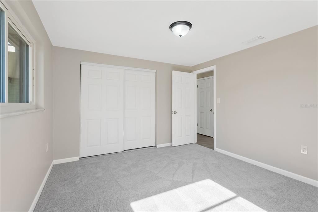 For Sale: $279,900 (3 beds, 2 baths, 1156 Square Feet)