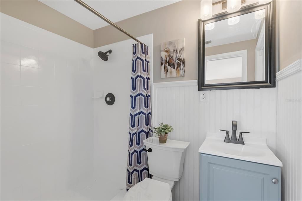 For Sale: $279,900 (3 beds, 2 baths, 1156 Square Feet)