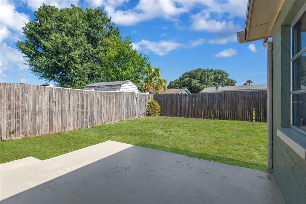 For Sale: $279,900 (3 beds, 2 baths, 1156 Square Feet)