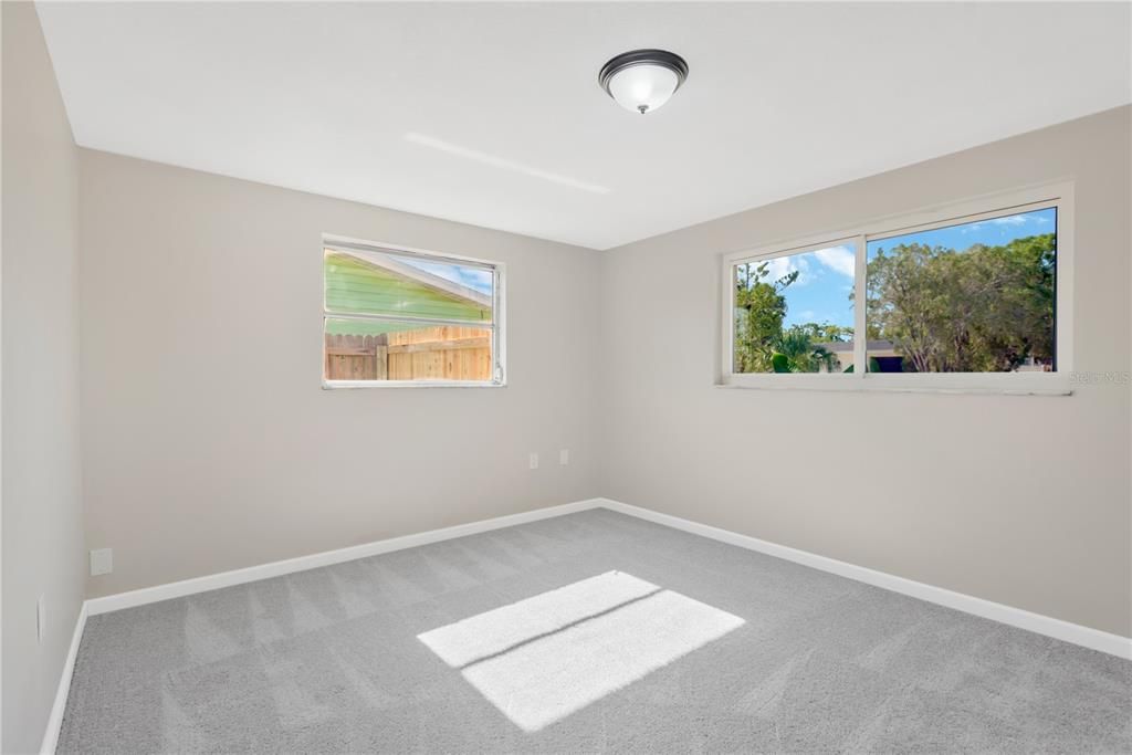 For Sale: $279,900 (3 beds, 2 baths, 1156 Square Feet)