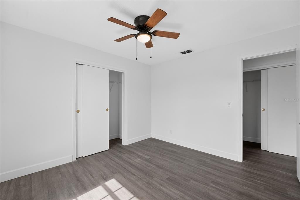 For Sale: $269,000 (3 beds, 2 baths, 1665 Square Feet)