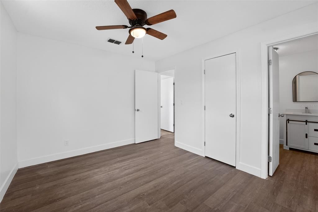 For Sale: $269,000 (3 beds, 2 baths, 1665 Square Feet)