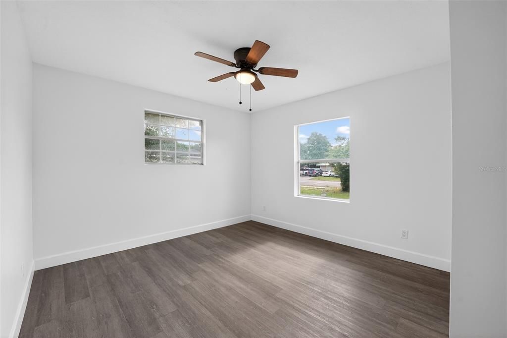 For Sale: $269,000 (3 beds, 2 baths, 1665 Square Feet)
