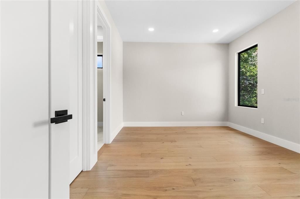 En Venta: $1,590,000 (5 camas, 4 baños, 3358 Pies cuadrados)
