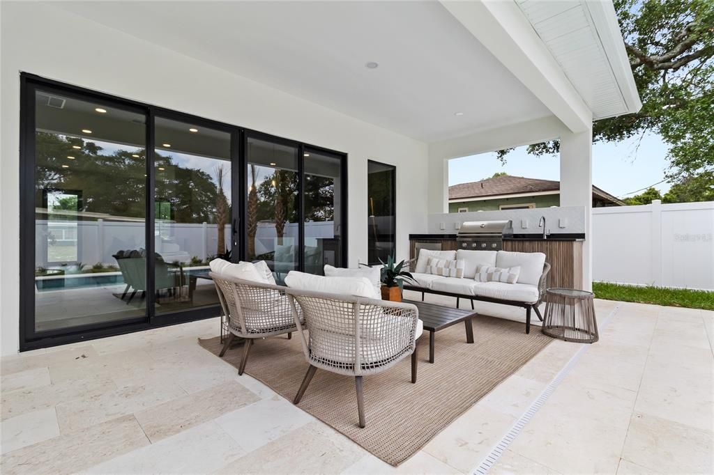En Venta: $1,590,000 (5 camas, 4 baños, 3358 Pies cuadrados)