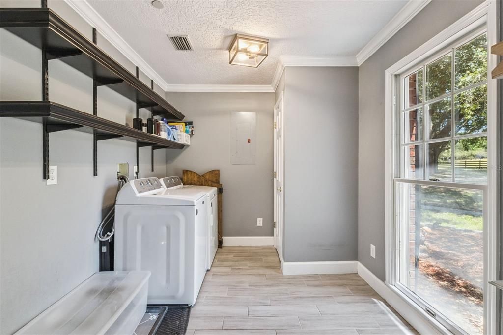 For Sale: $1,095,000 (4 beds, 3 baths, 3414 Square Feet)
