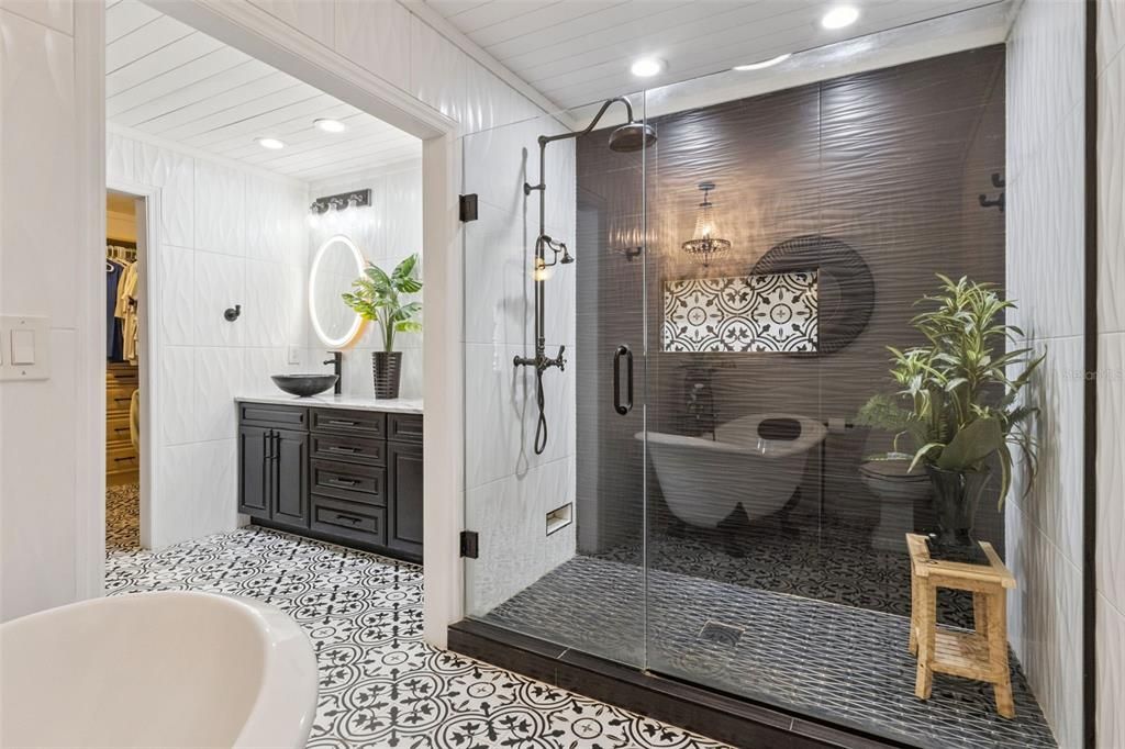 For Sale: $1,095,000 (4 beds, 3 baths, 3414 Square Feet)