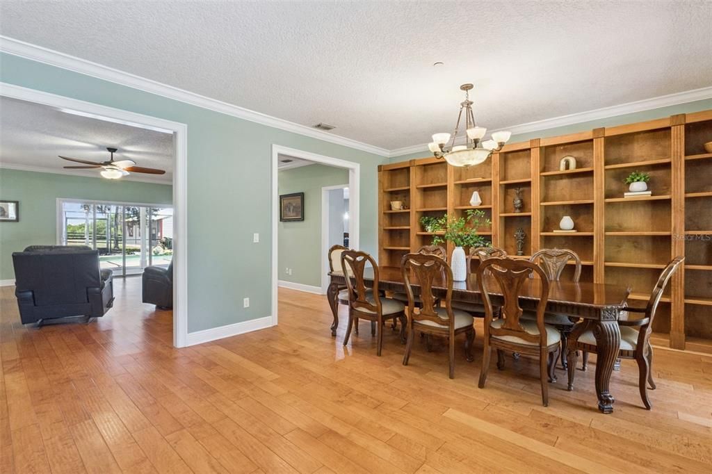 For Sale: $1,095,000 (4 beds, 3 baths, 3414 Square Feet)