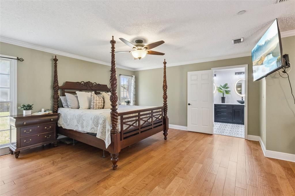For Sale: $1,095,000 (4 beds, 3 baths, 3414 Square Feet)