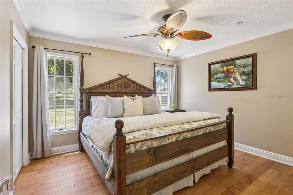 For Sale: $1,095,000 (4 beds, 3 baths, 3414 Square Feet)