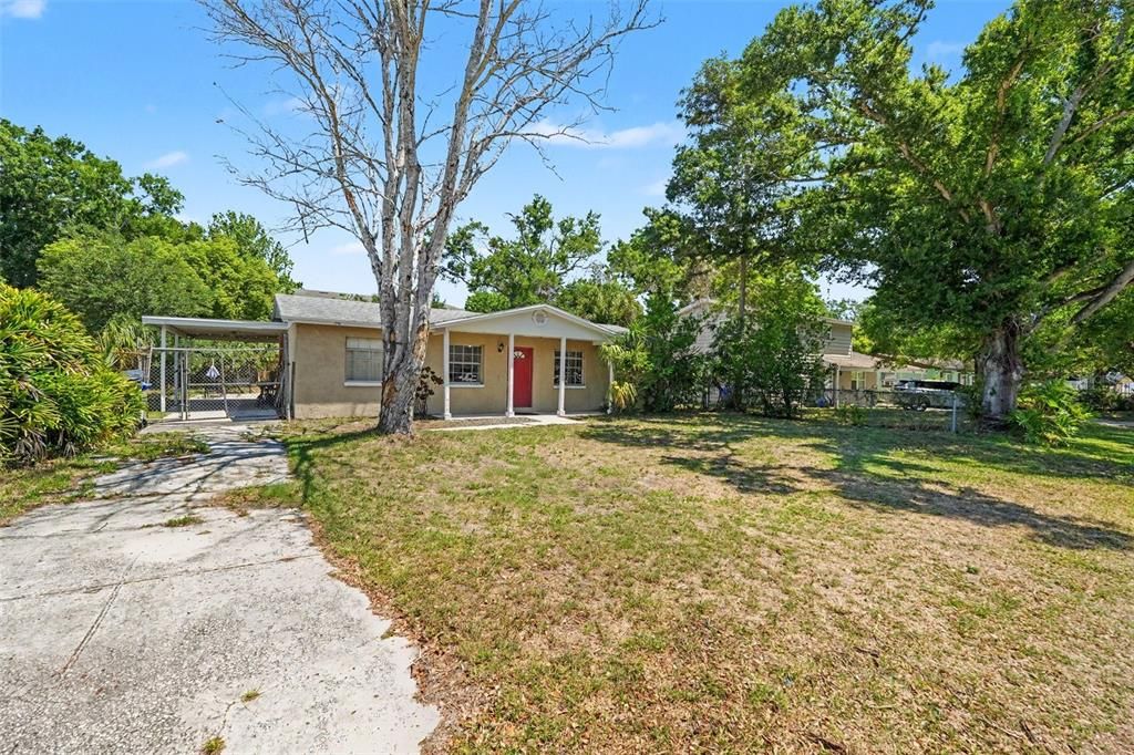 For Sale: $290,000 (4 beds, 2 baths, 1239 Square Feet)