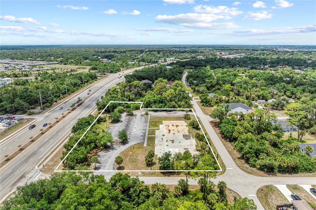 На продажу: $2,500,000 (2.21 acres)