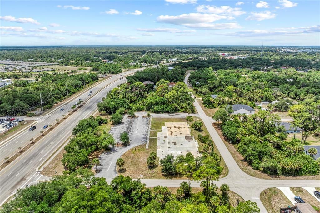 На продажу: $2,500,000 (2.21 acres)