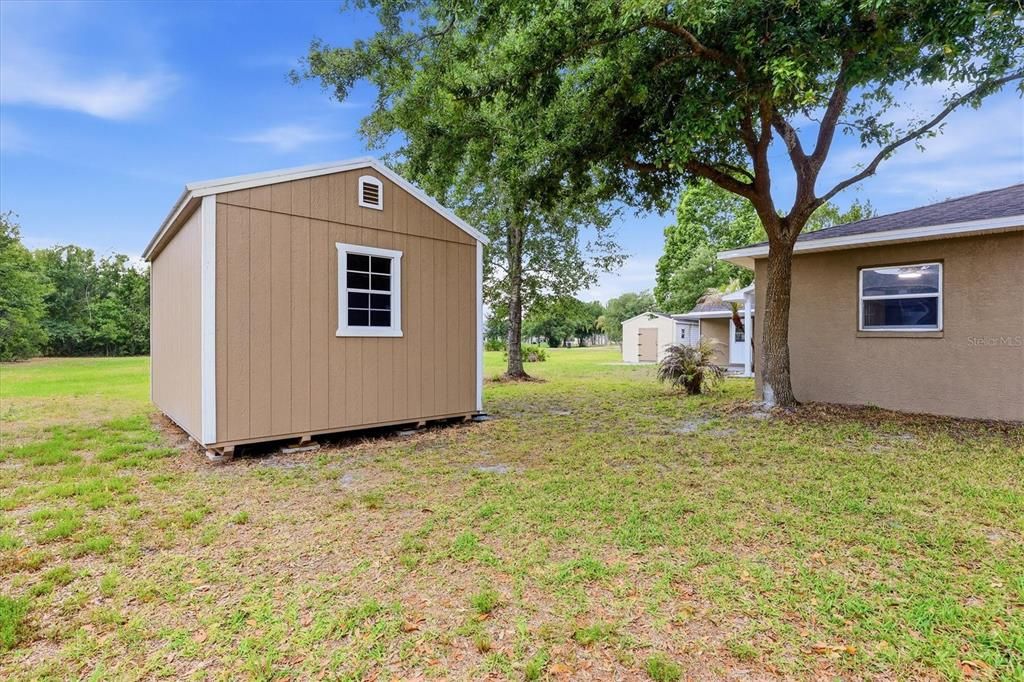 Active With Contract: $549,900 (3 beds, 2 baths, 1904 Square Feet)