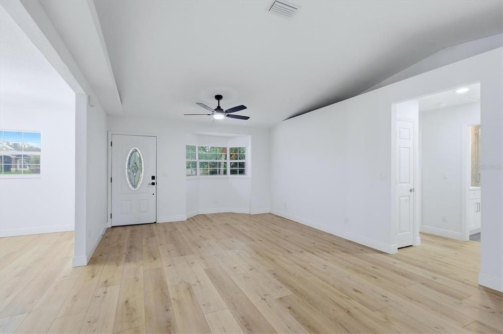 Active With Contract: $549,900 (3 beds, 2 baths, 1904 Square Feet)