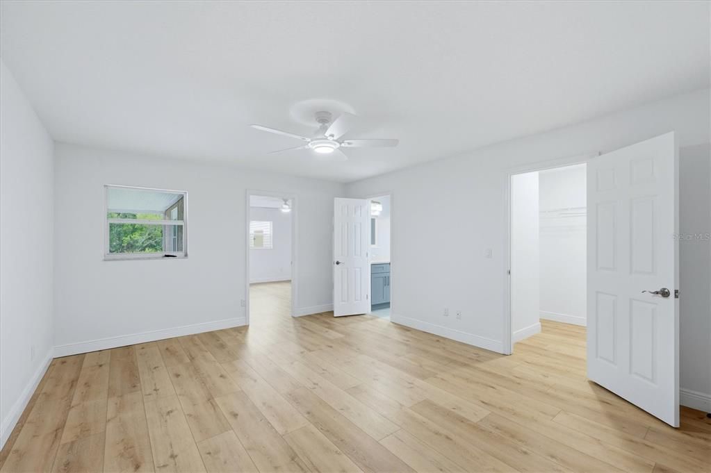 Active With Contract: $549,900 (3 beds, 2 baths, 1904 Square Feet)