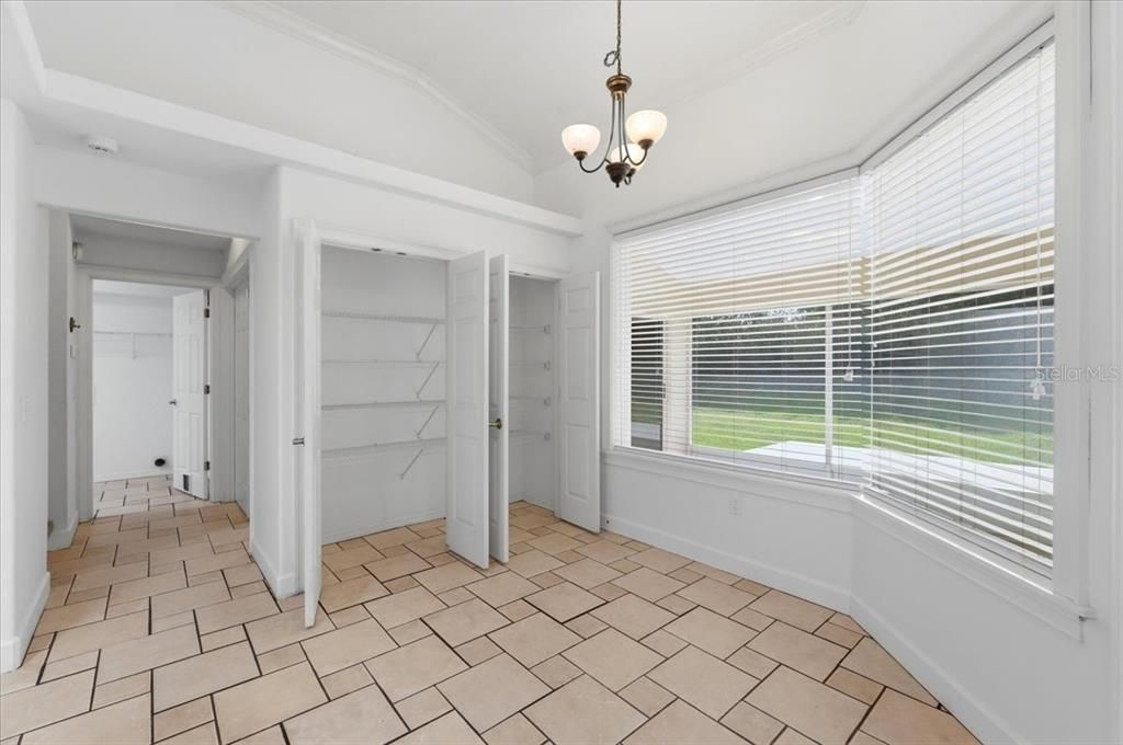 For Sale: $579,000 (5 beds, 3 baths, 2746 Square Feet)