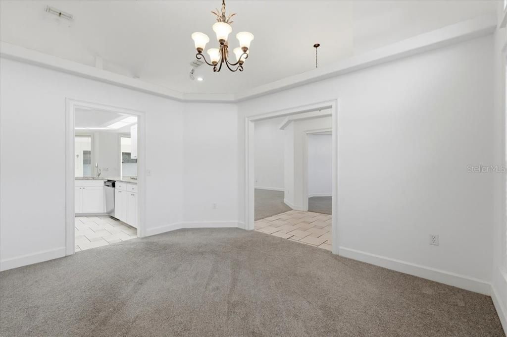 For Sale: $579,000 (5 beds, 3 baths, 2746 Square Feet)