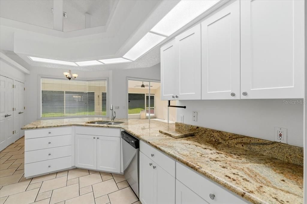 For Sale: $579,000 (5 beds, 3 baths, 2746 Square Feet)