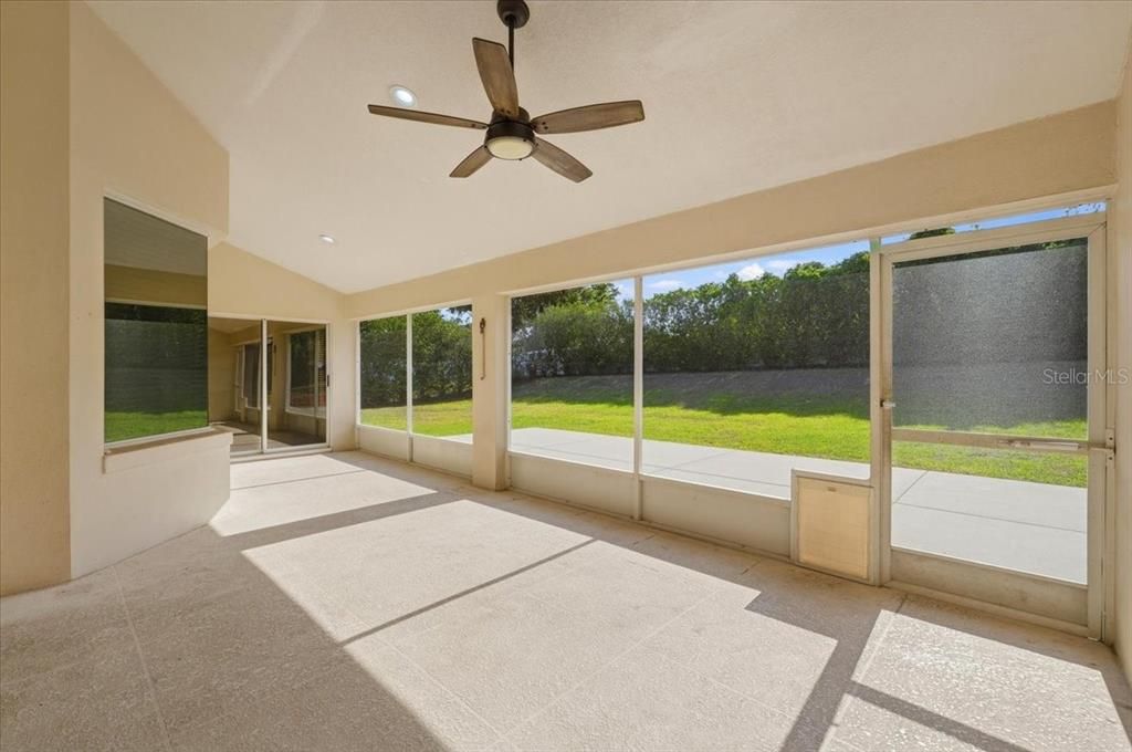 For Sale: $579,000 (5 beds, 3 baths, 2746 Square Feet)
