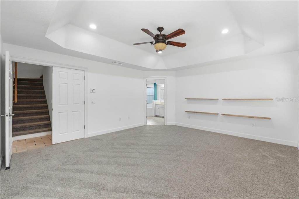 For Sale: $579,000 (5 beds, 3 baths, 2746 Square Feet)