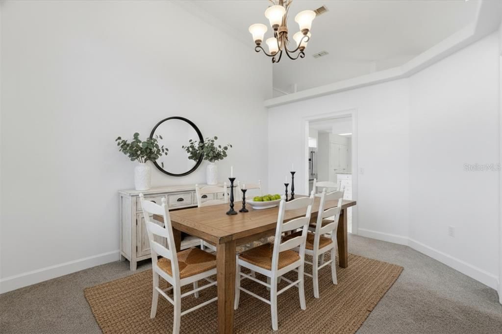 For Sale: $579,000 (5 beds, 3 baths, 2746 Square Feet)