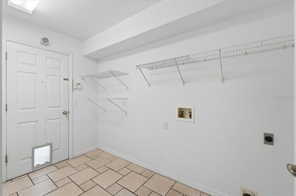 For Sale: $579,000 (5 beds, 3 baths, 2746 Square Feet)