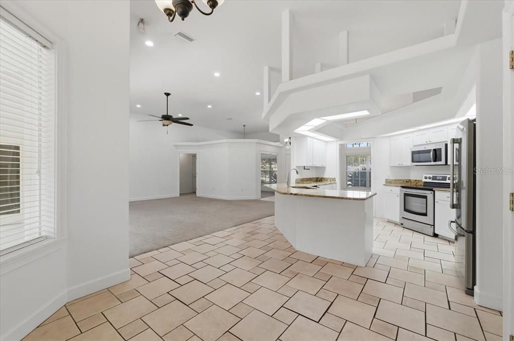 For Sale: $579,000 (5 beds, 3 baths, 2746 Square Feet)