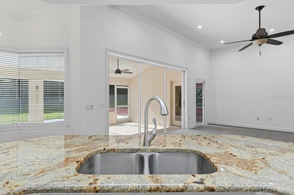 For Sale: $579,000 (5 beds, 3 baths, 2746 Square Feet)